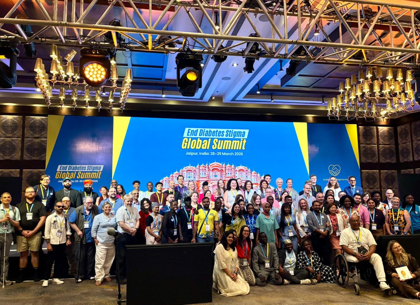 The Global Summit to End Diabetes Stigma attendees gather for a photo.